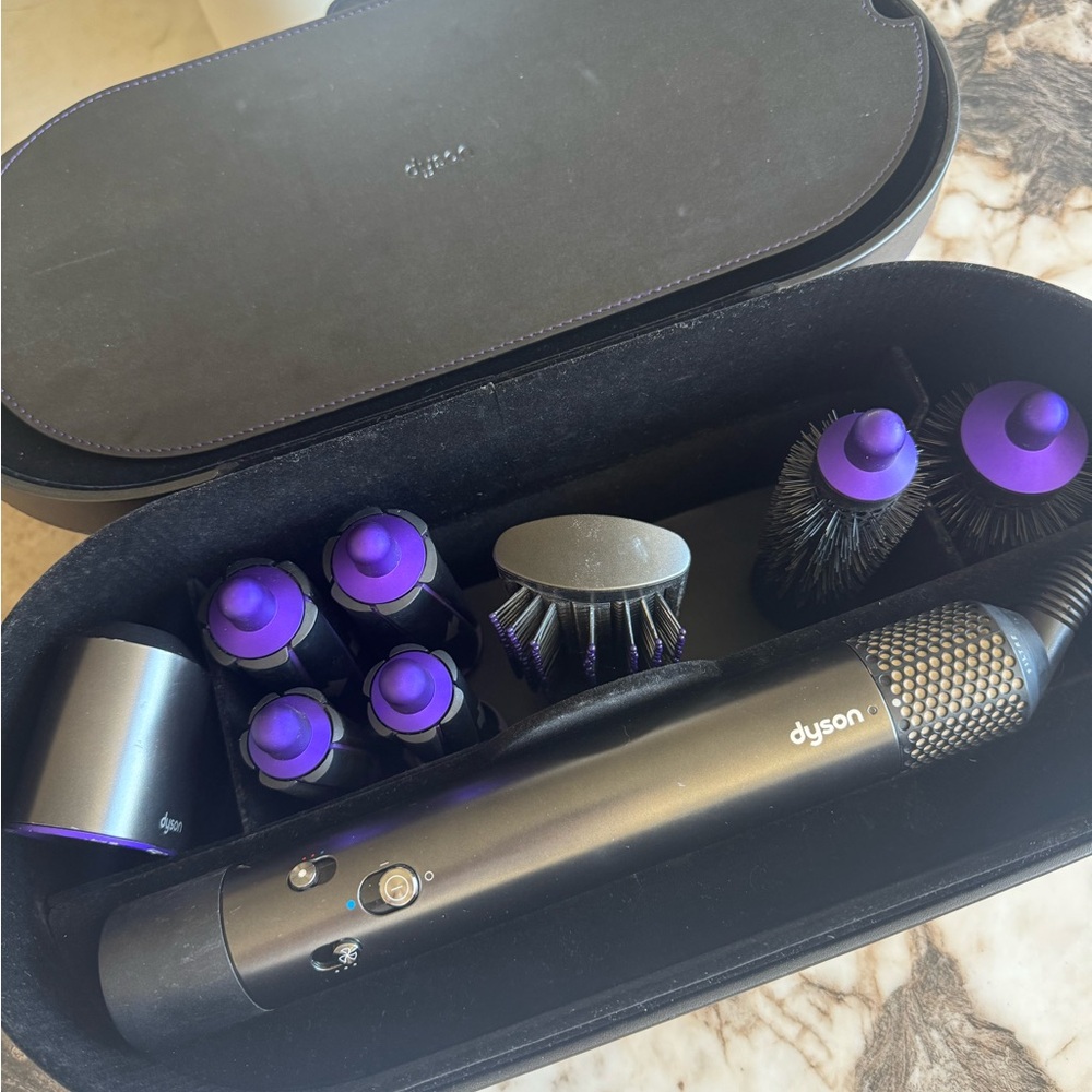 Dyson Hair Styling Set with Black and Purple